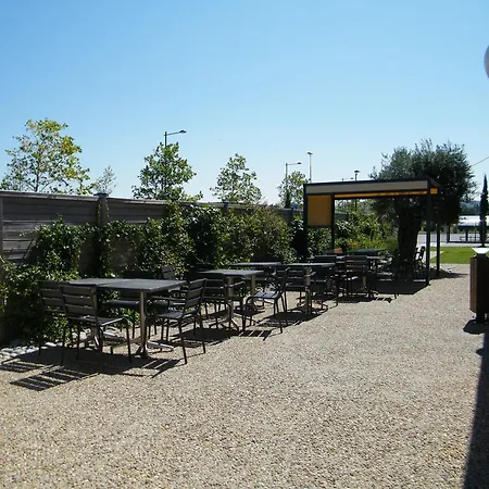 Ibis Budget - A61 Hotel