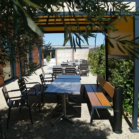 Hotel Ibis Budget - A61 2*