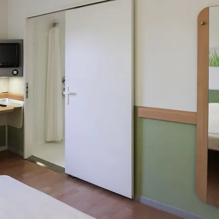 Ibis Budget - A61 2* Castelnaudary