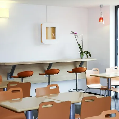 Hotel Ibis Budget - A61 2*