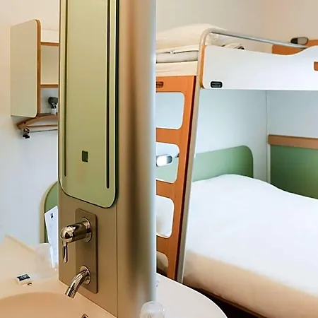 מלון Ibis Budget - A61 קסטלנודארי