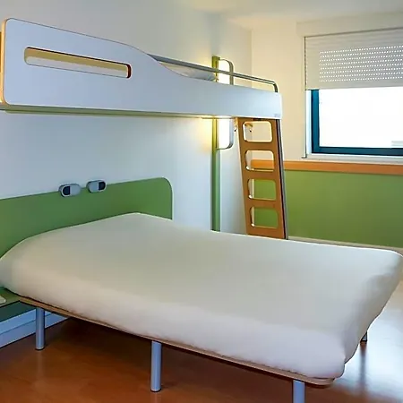 Ibis Budget - A61 מלון 2*