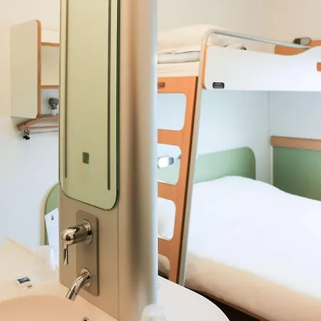 Hotel Ibis Budget - A61 2*